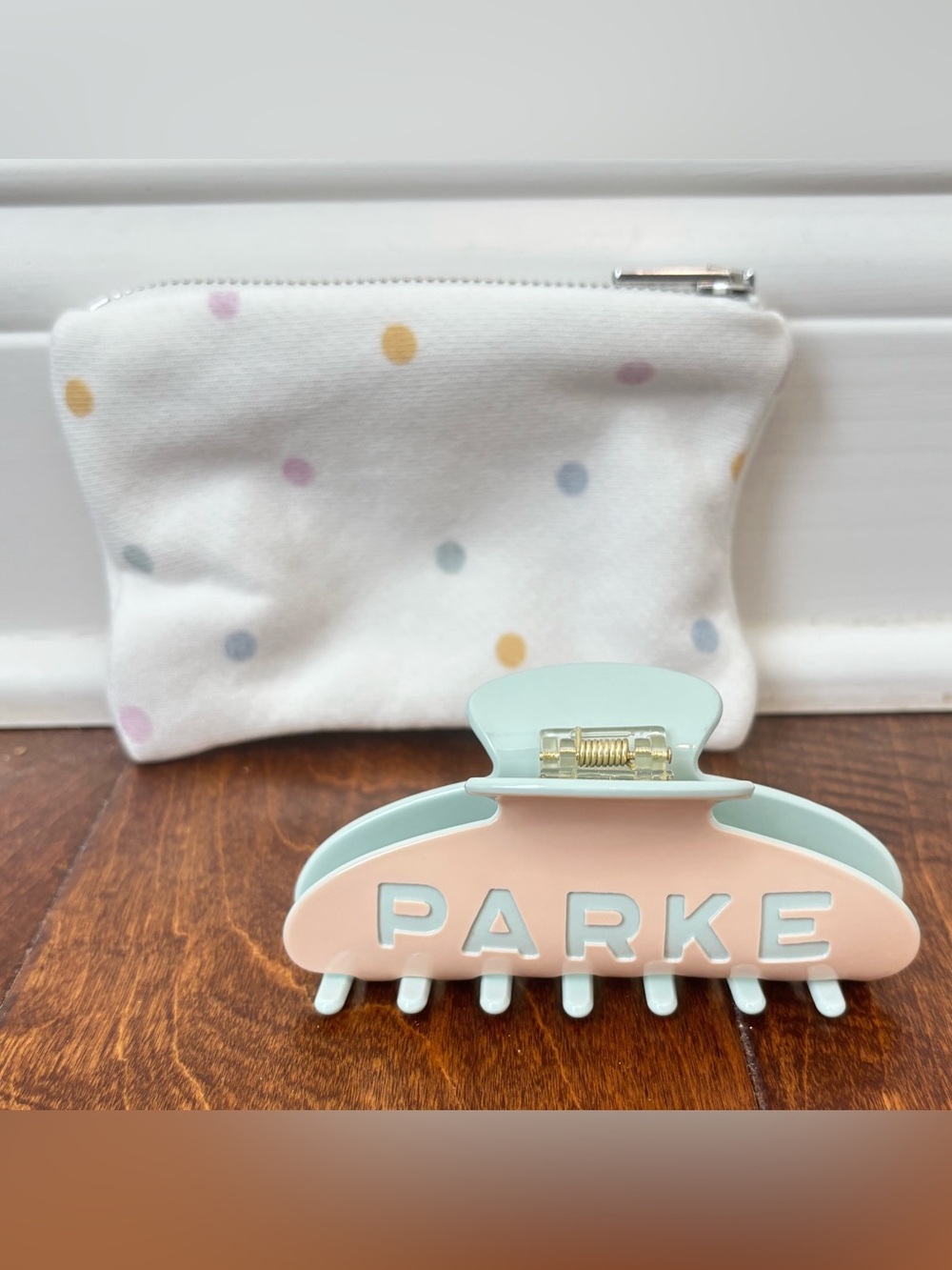 Brand New Parke Claw Clip In Cupcake